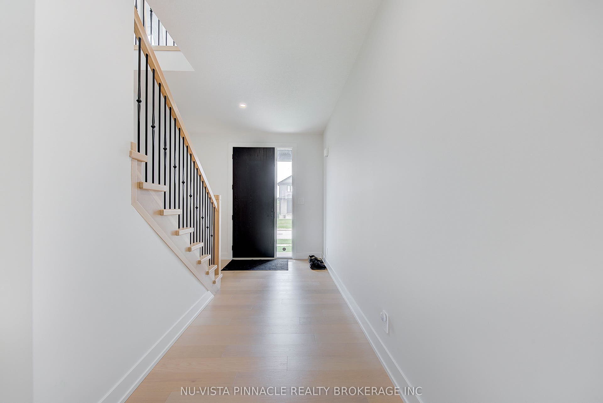 2617 Buroak Drive, London North, Middlesex ON N6G 3W1
