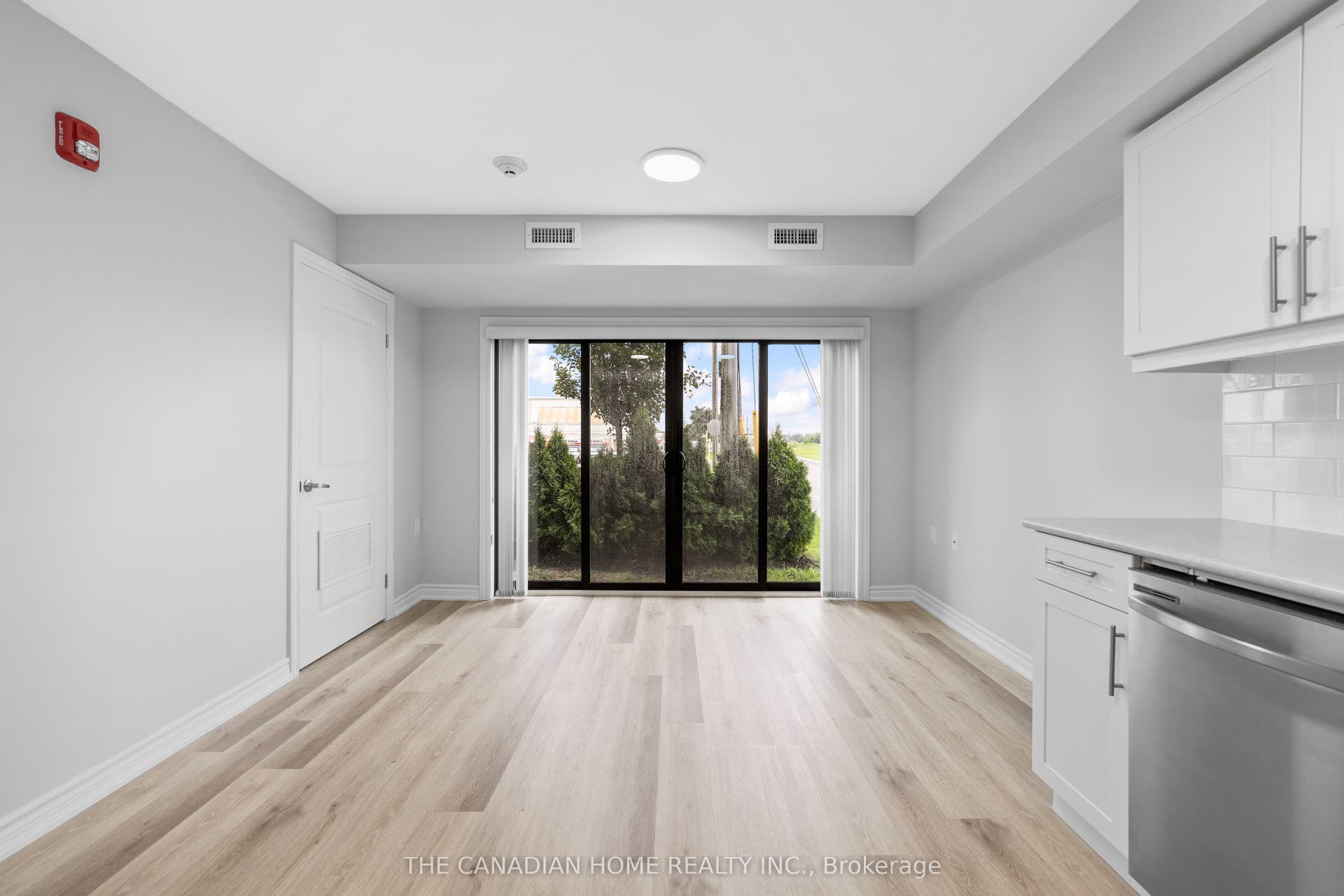 63 Vine Street S, #103, St. Catharines, Niagara ON L2R 3X9
