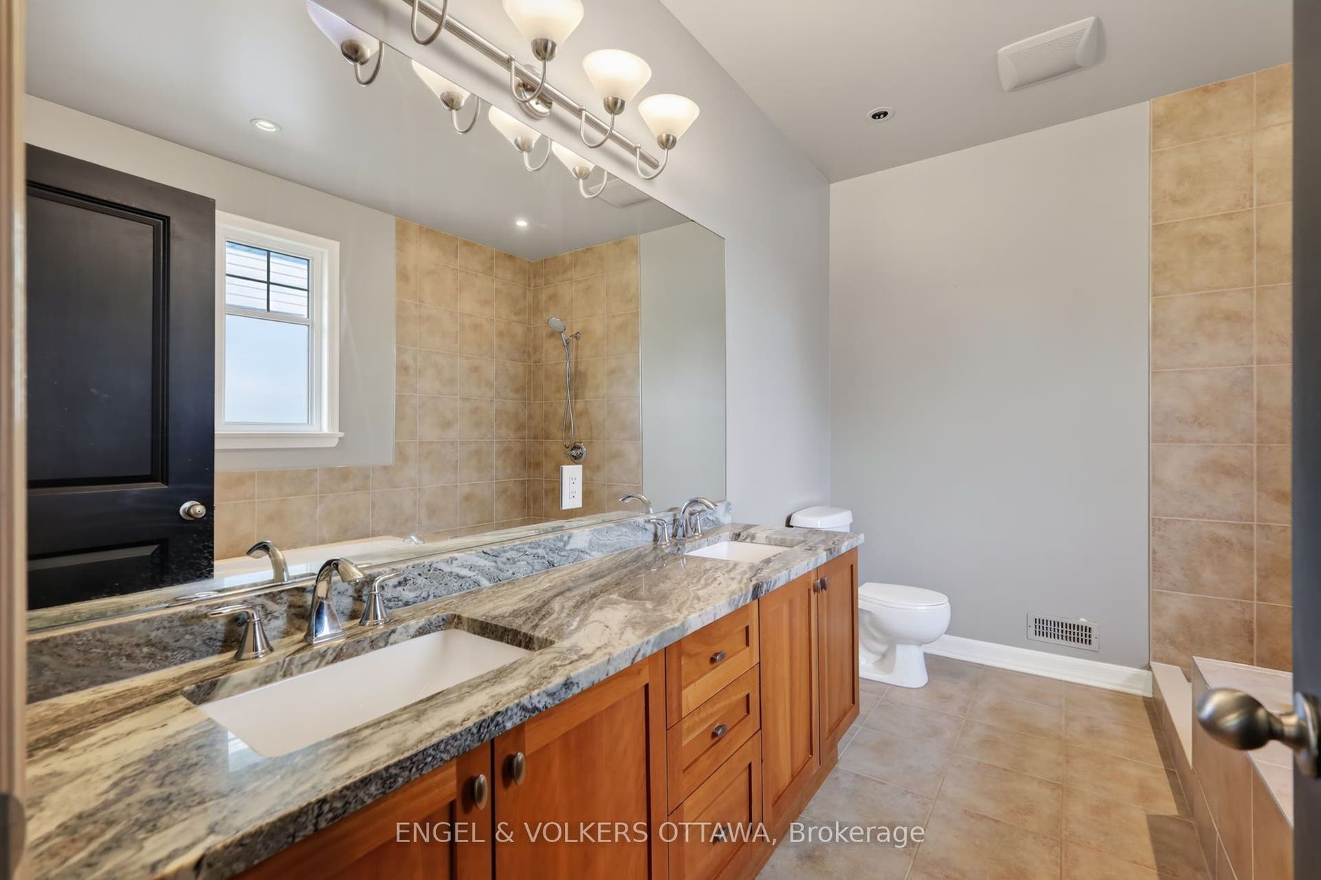 Primary Ensuite