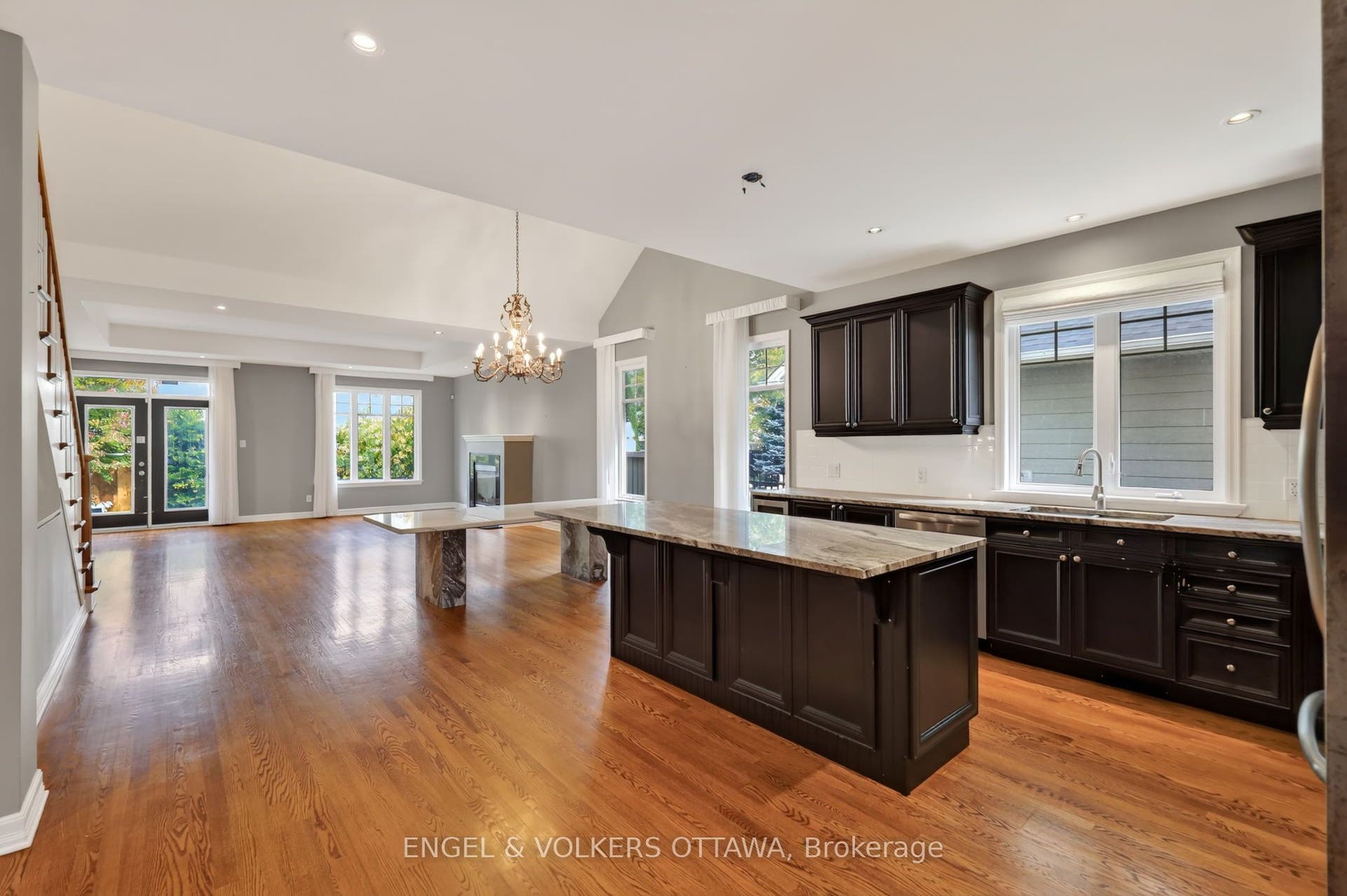 547 Kilbirnie Drive, Barrhaven, Ottawa ON K2J 0E8