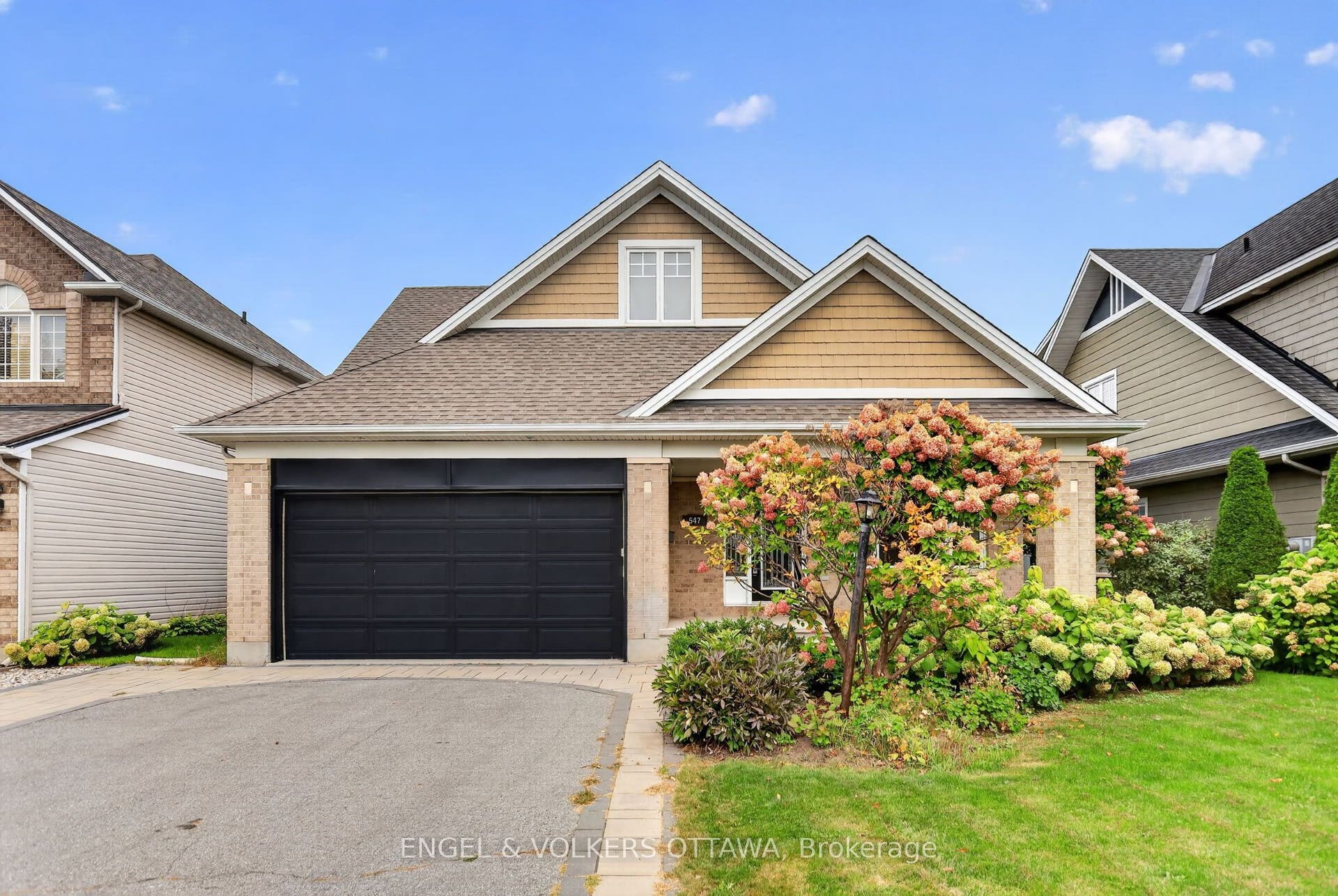 547 Kilbirnie Drive, Barrhaven, Ottawa ON K2J 0E8