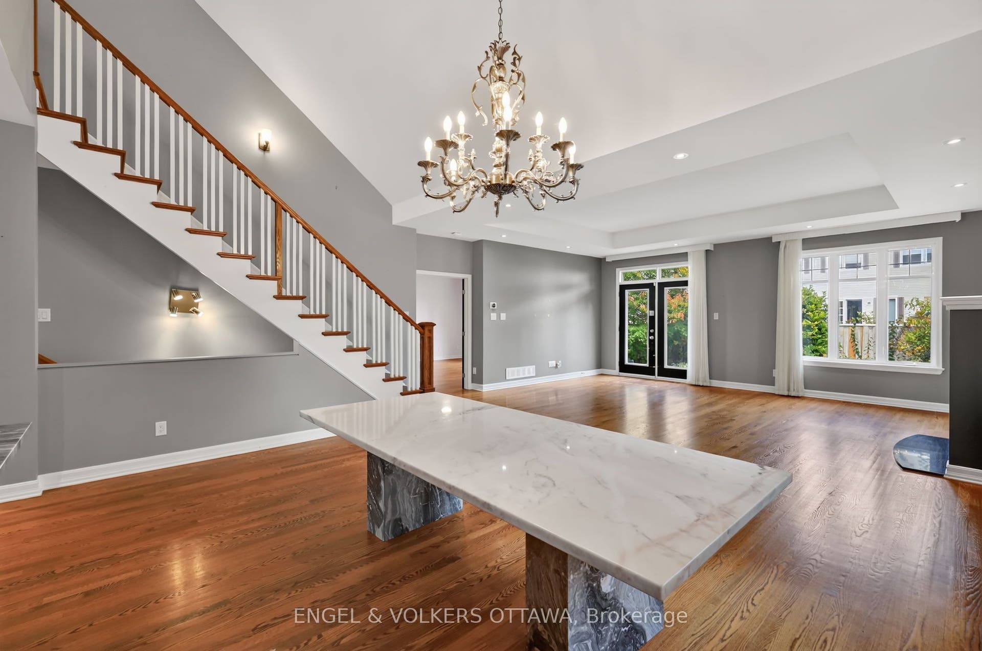 547 Kilbirnie Drive, Barrhaven, Ottawa ON K2J 0E8