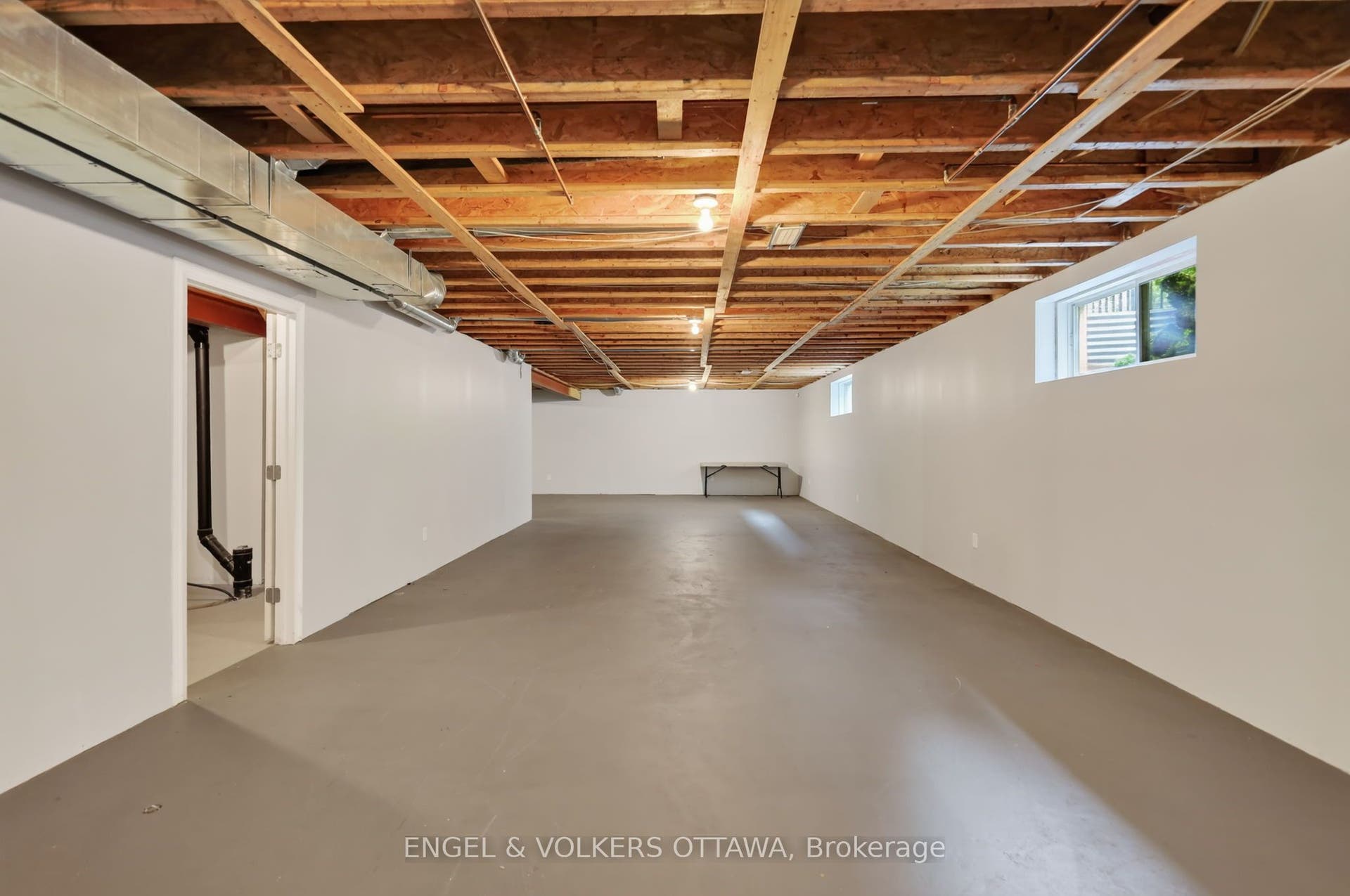 547 Kilbirnie Drive, Barrhaven, Ottawa ON K2J 0E8
