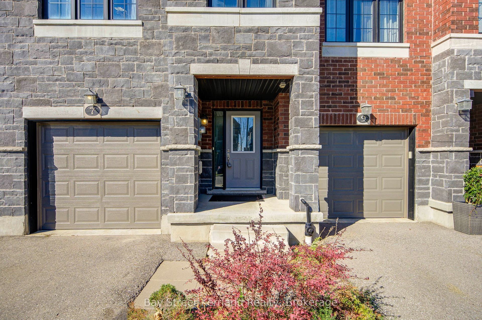 7 Sportsman Hill Street, Kitchener, Waterloo ON N2P 2N7