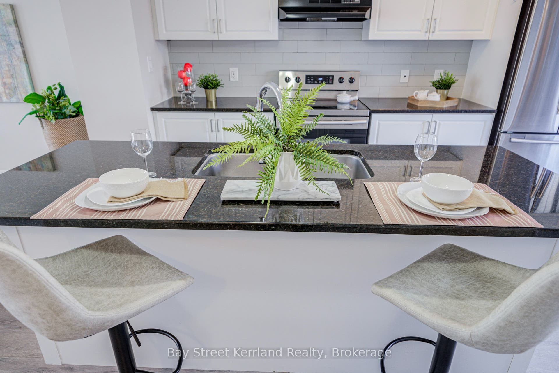 7 Sportsman Hill Street, Kitchener, Waterloo ON N2P 2N7