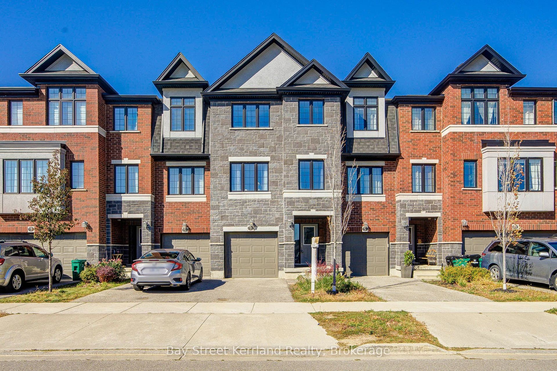7 Sportsman Hill Street, Kitchener, Waterloo ON N2P 2N7