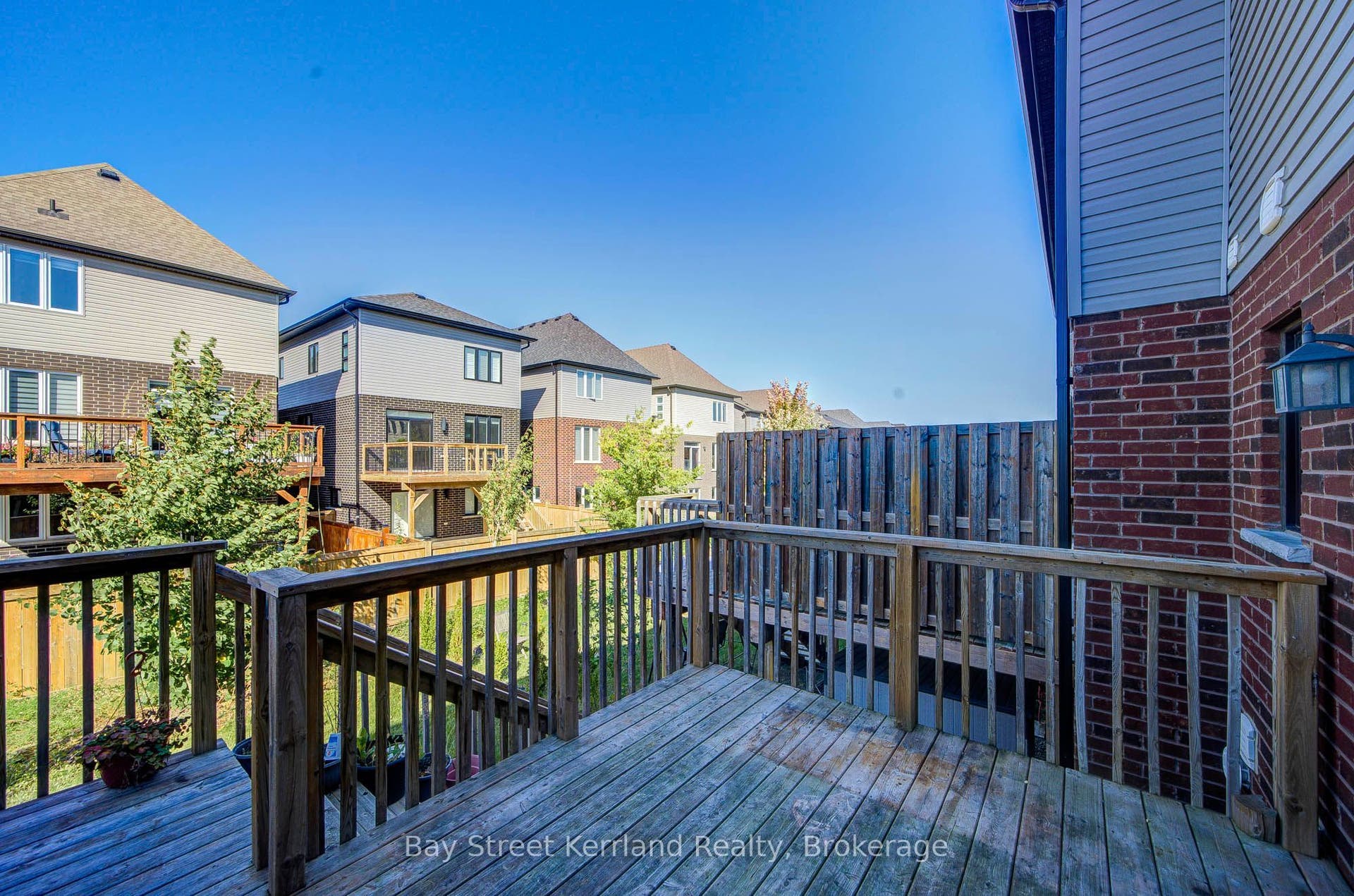 7 Sportsman Hill Street, Kitchener, Waterloo ON N2P 2N7