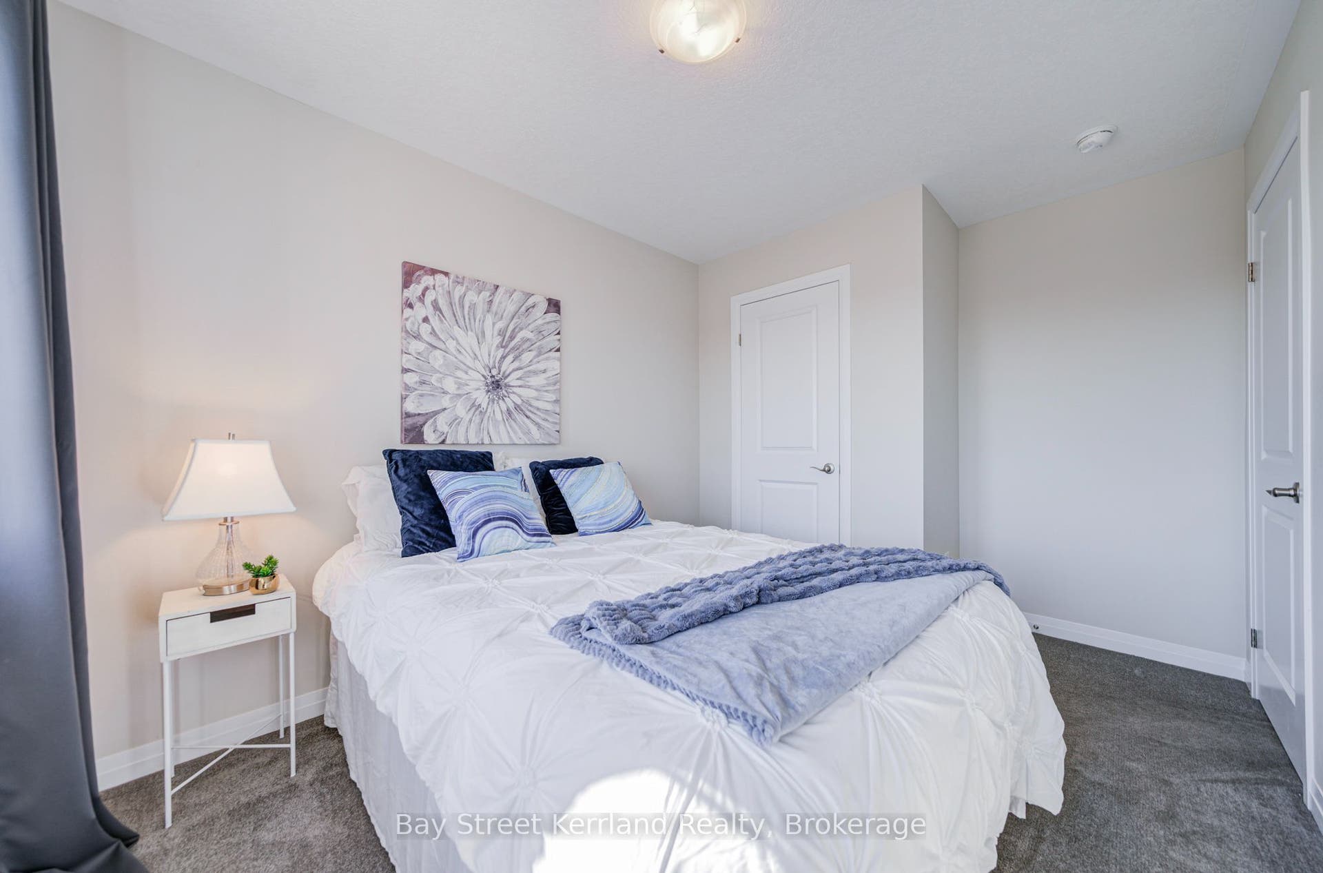 7 Sportsman Hill Street, Kitchener, Waterloo ON N2P 2N7