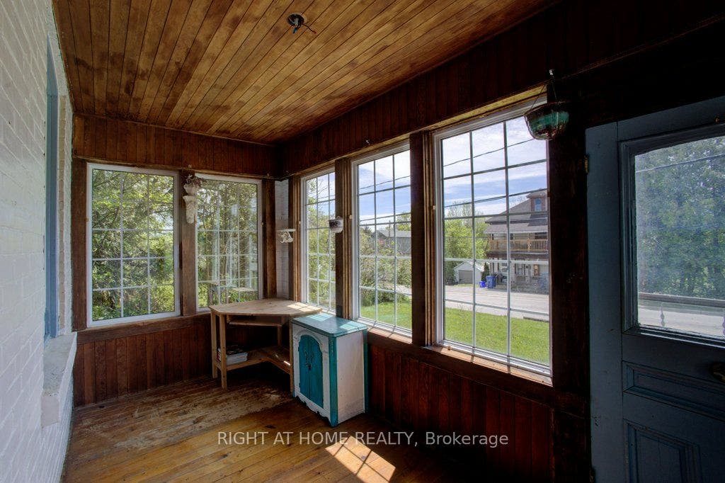 Front Porch/Sunroom