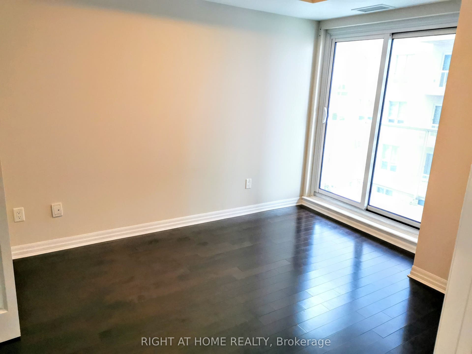 195 Besserer Street, #2307, Lower Town - Sandy Hill, Ottawa ON K1N 7J6 195 Besserer Street, #2307, Lower Town - Sandy Hill, Ottawa ON K1N 7J6
