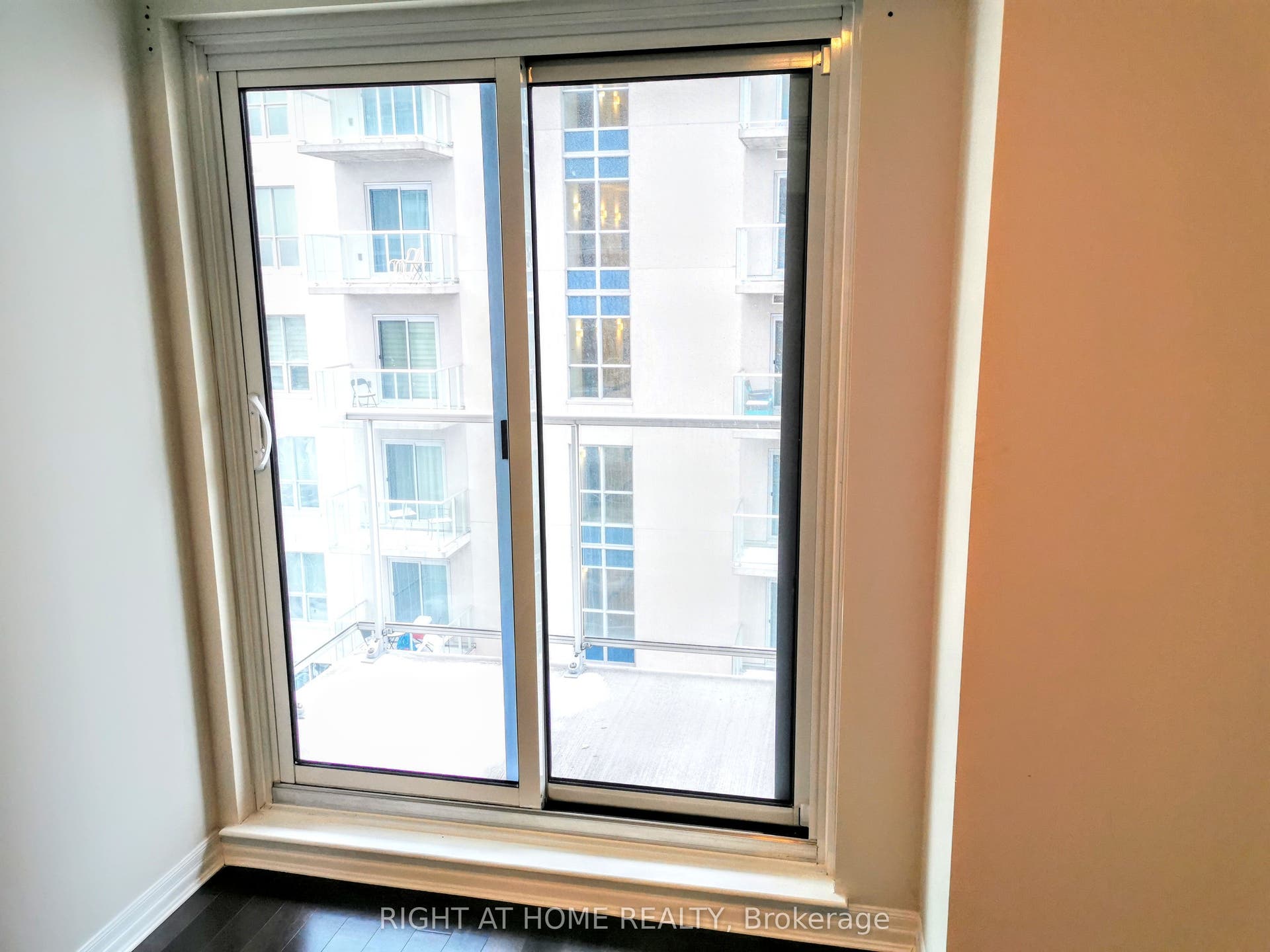 195 Besserer Street, #2307, Lower Town - Sandy Hill, Ottawa ON K1N 7J6 195 Besserer Street, #2307, Lower Town - Sandy Hill, Ottawa ON K1N 7J6