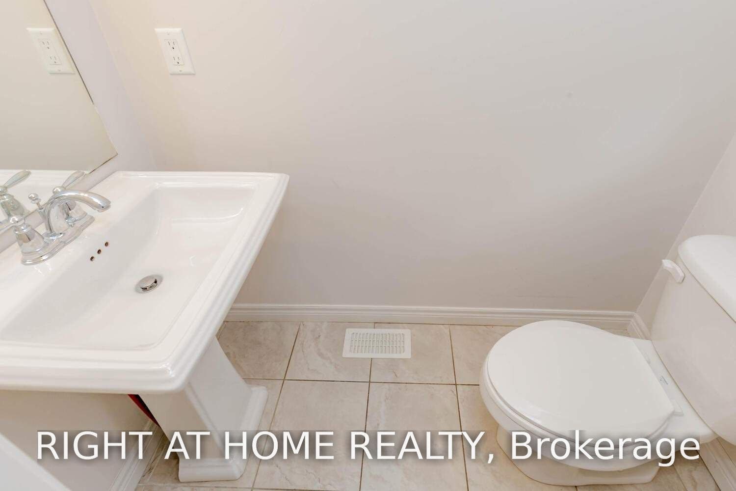 6 Chestnut Drive, #11, Grimsby, Grimsby, Niagara ON L3M 0C4