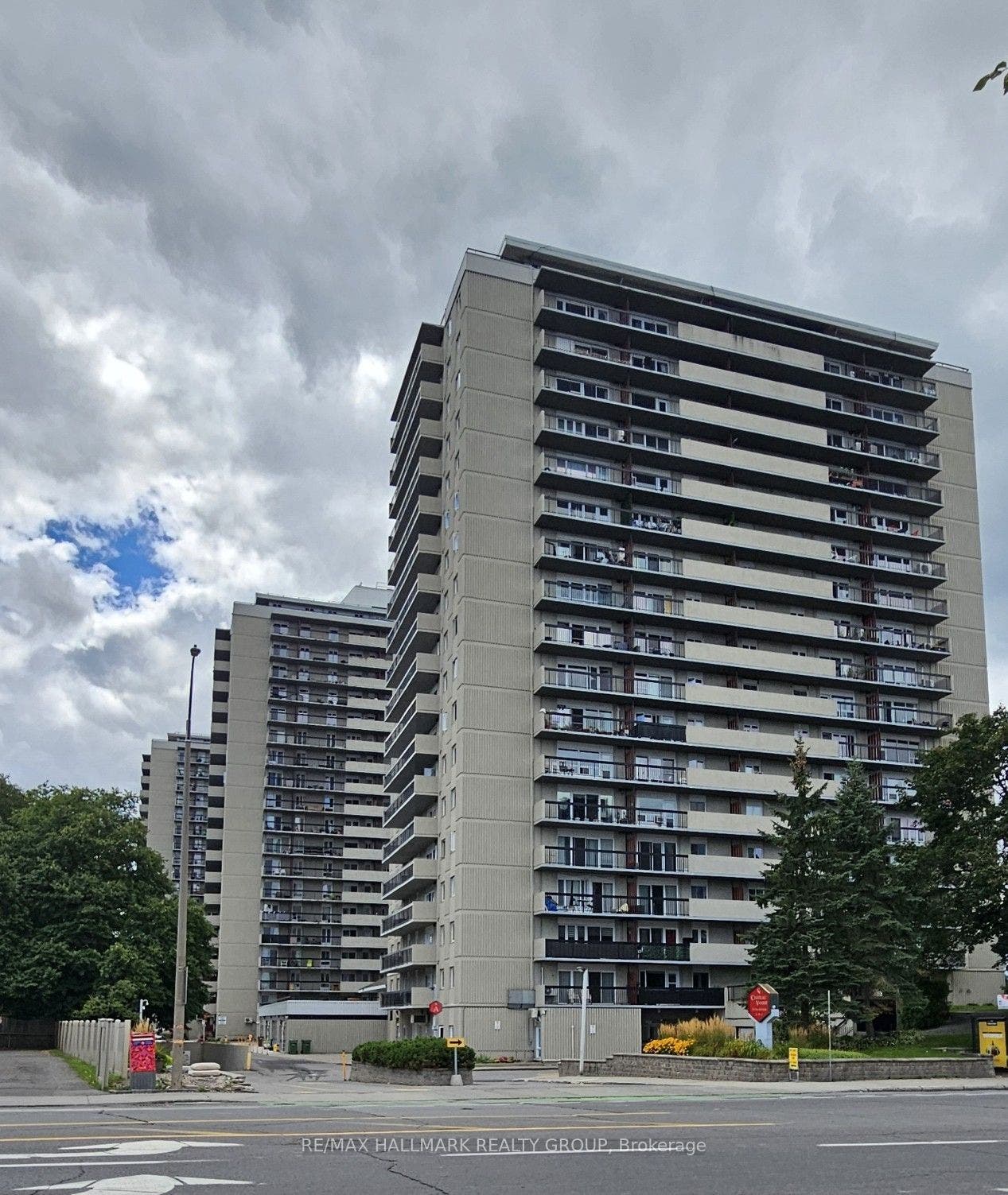 158 Mcarthur Avenue, #4, Vanier And Kingsview Park, Ottawa ON K1L 7E7