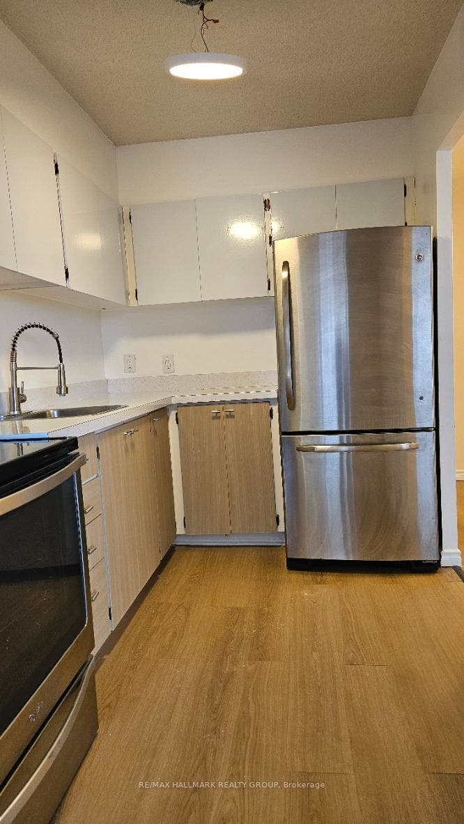 158A Mcarthur Avenue, #4, Vanier And Kingsview Park, Ottawa ON K1L 7E7 158A Mcarthur Avenue, #4, Vanier And Kingsview Park, Ottawa ON K1L 7E7