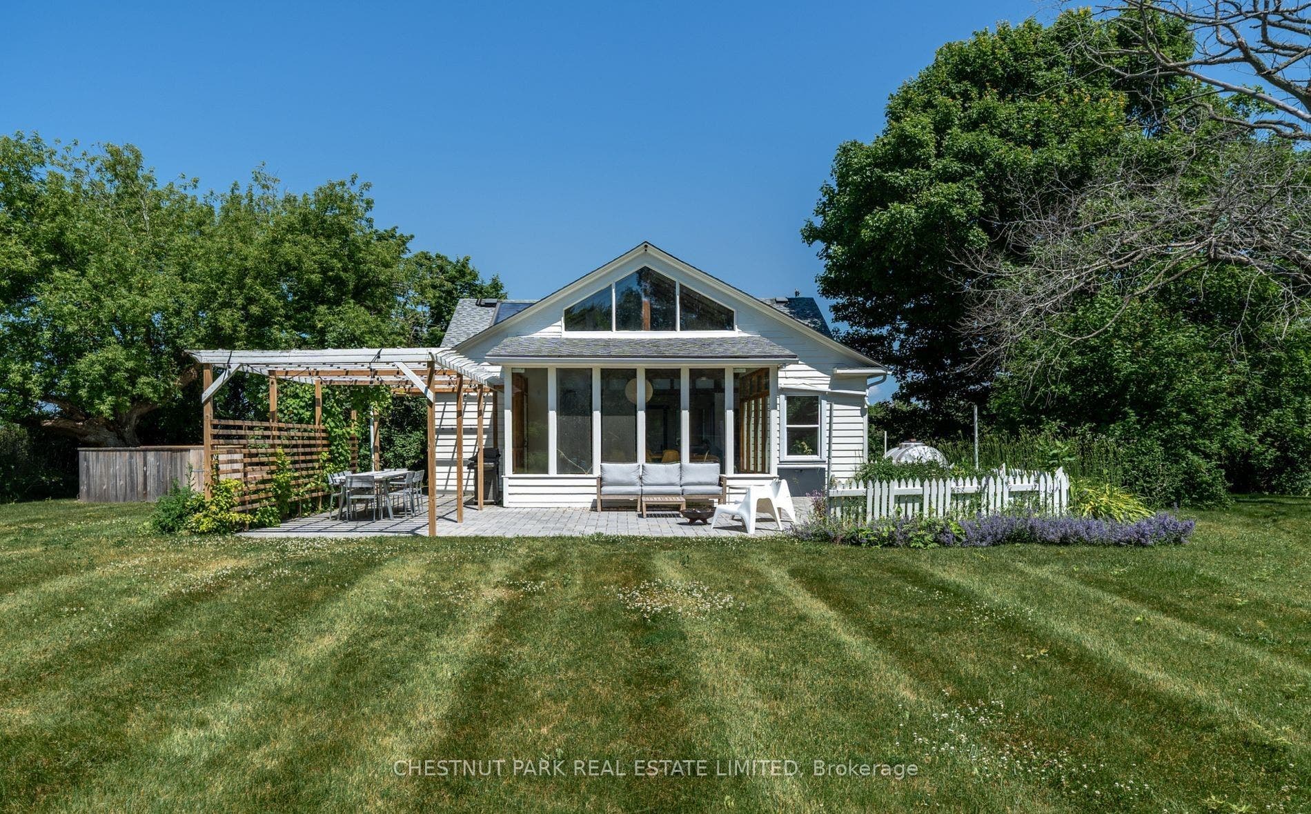 1472 County Rd 7 Road, Prince Edward County, Prince Edward County ON K0K 2T0
