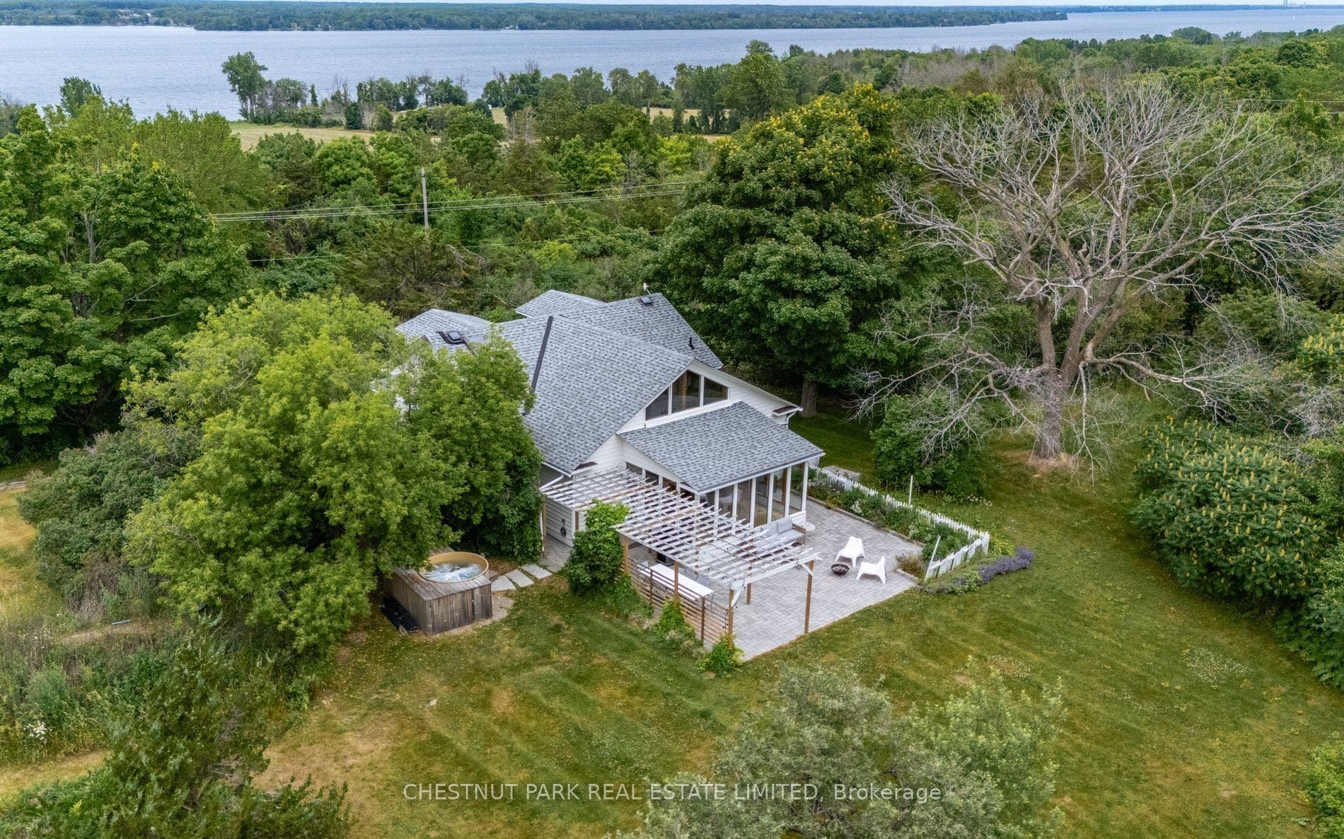 1472 County Rd 7 Road, Prince Edward County, Prince Edward County ON K0K 2T0