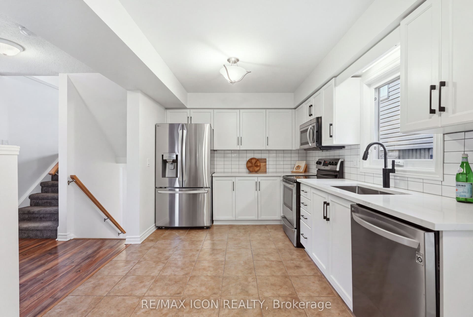 104 Amanda Walk, Cambridge, Waterloo ON N3C 4K7