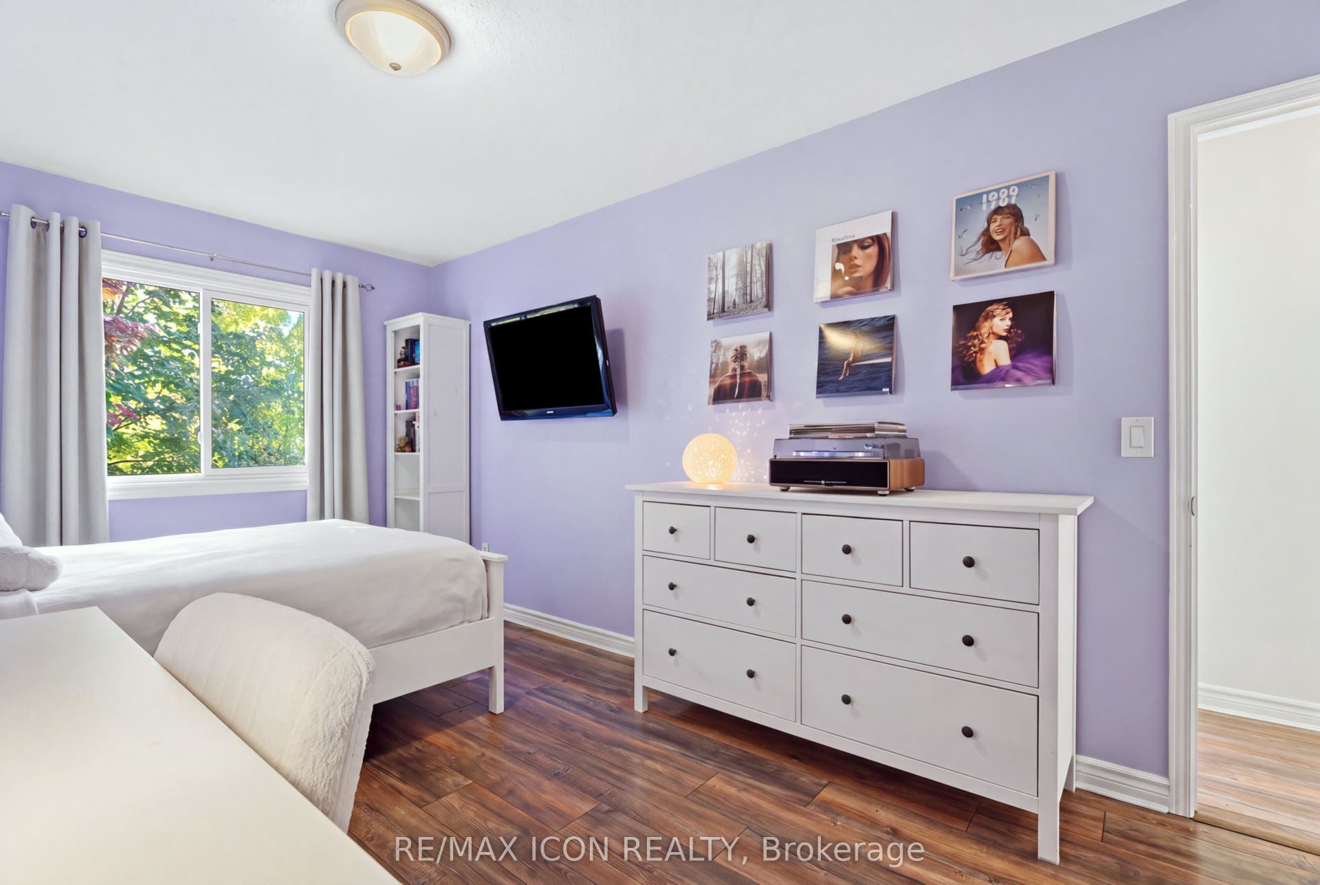 104 Amanda Walk, Cambridge, Waterloo ON N3C 4K7