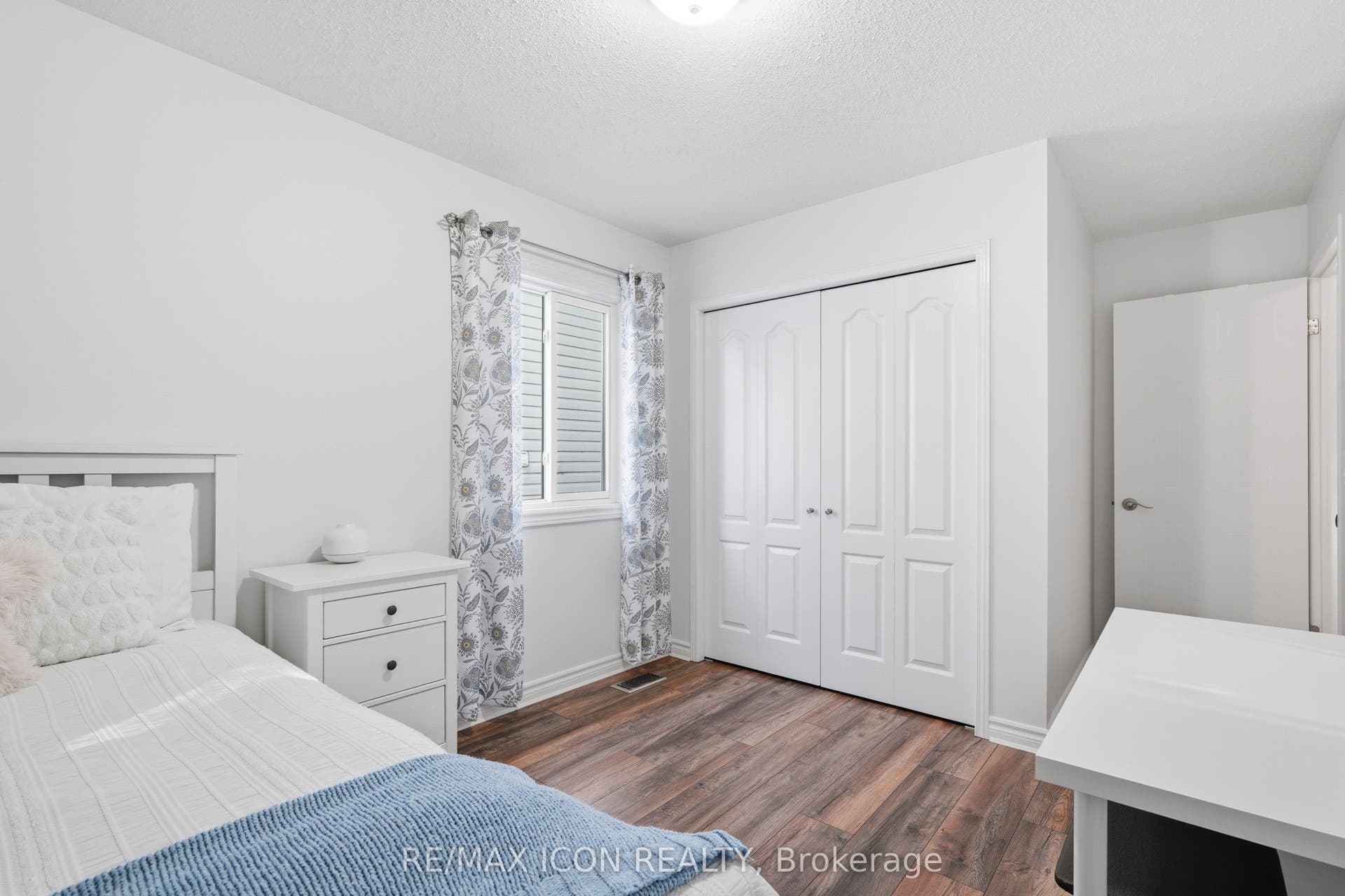 104 Amanda Walk, Cambridge, Waterloo ON N3C 4K7