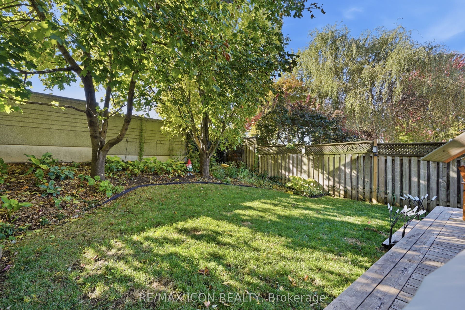 104 Amanda Walk, Cambridge, Waterloo ON N3C 4K7