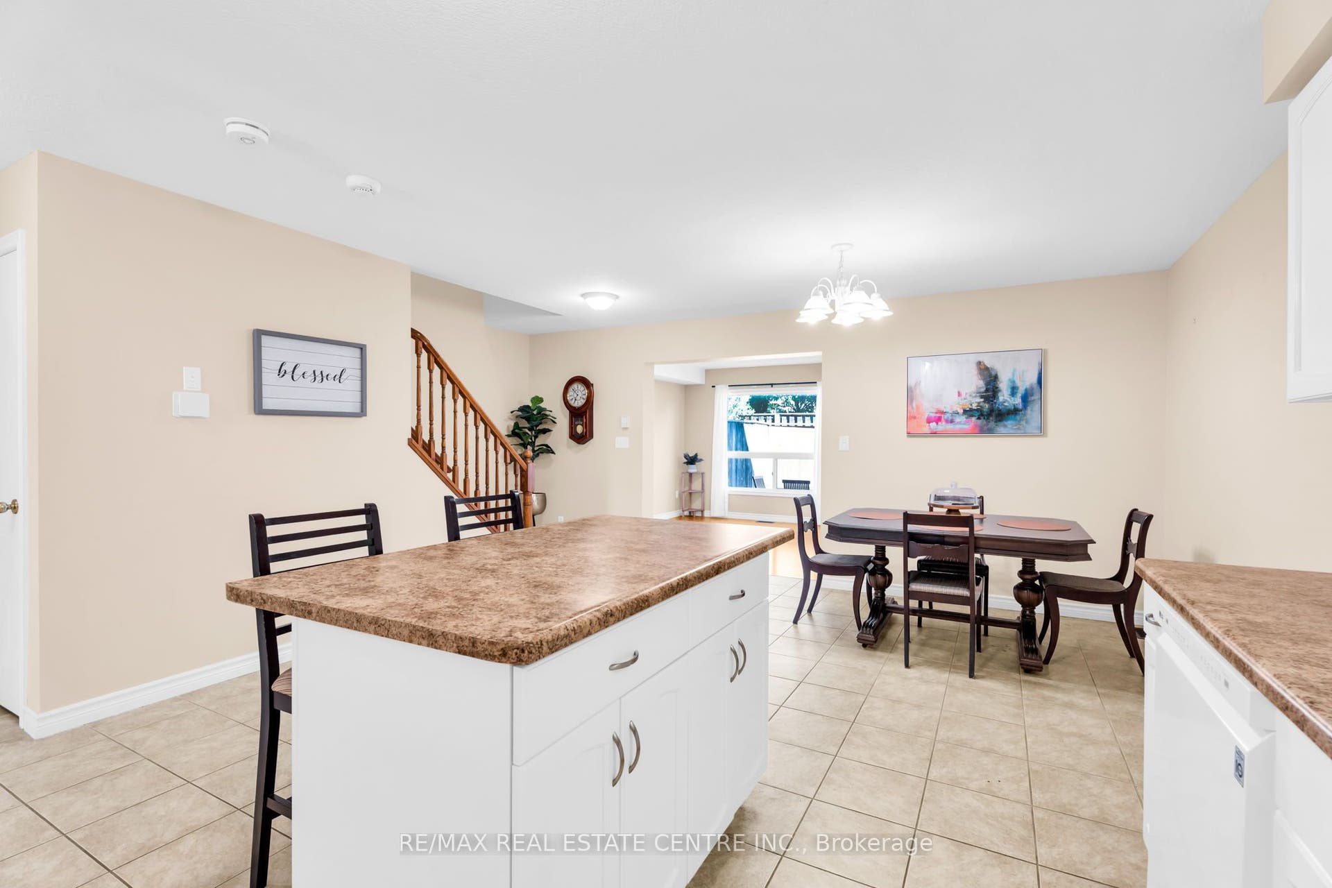 20 Shackleton Drive, #11, Guelph, Wellington ON N1E 0C5