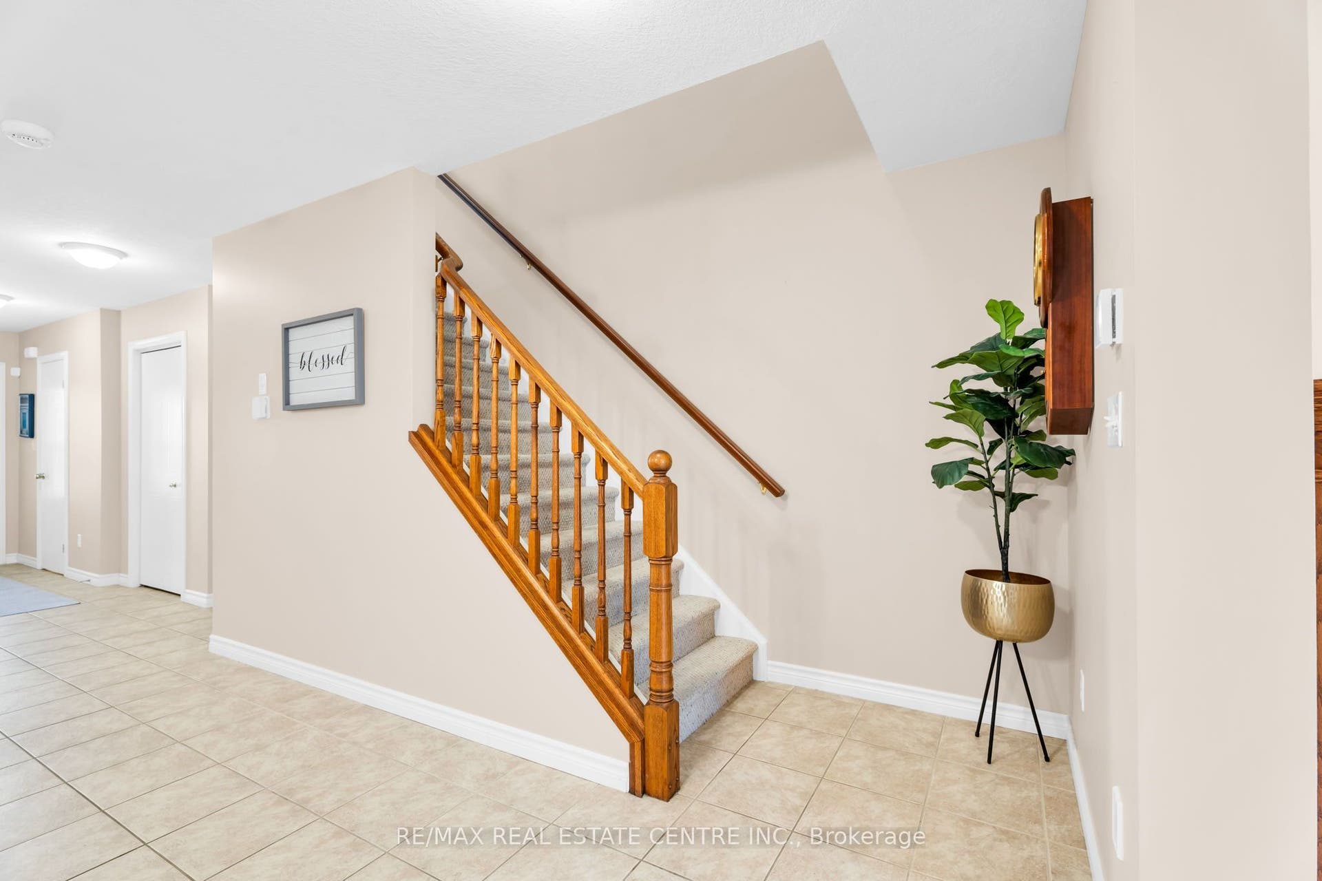 20 Shackleton Drive, #11, Guelph, Wellington ON N1E 0C5