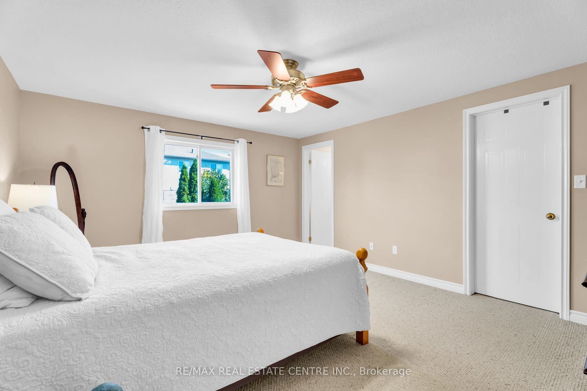 20 Shackleton Drive, #11, Guelph, Wellington ON N1E 0C5