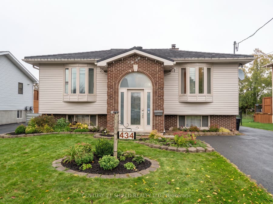 Property photo for 434 Hilbert Avenue, Cornwall, Stormont, Dundas And Glengarry ON