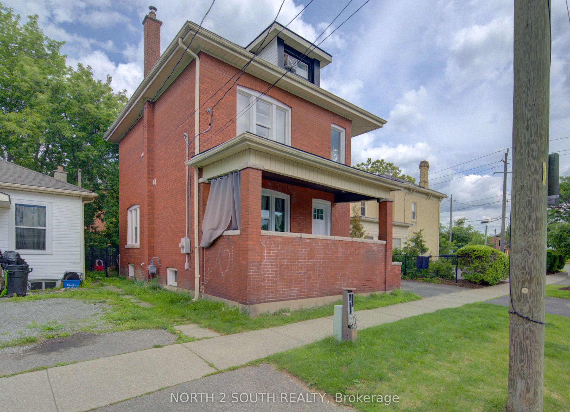 5 Fleet Street, Brantford, Brantford ON N3T 3S8 5 Fleet Street, Brantford, Brantford ON N3T 3S8