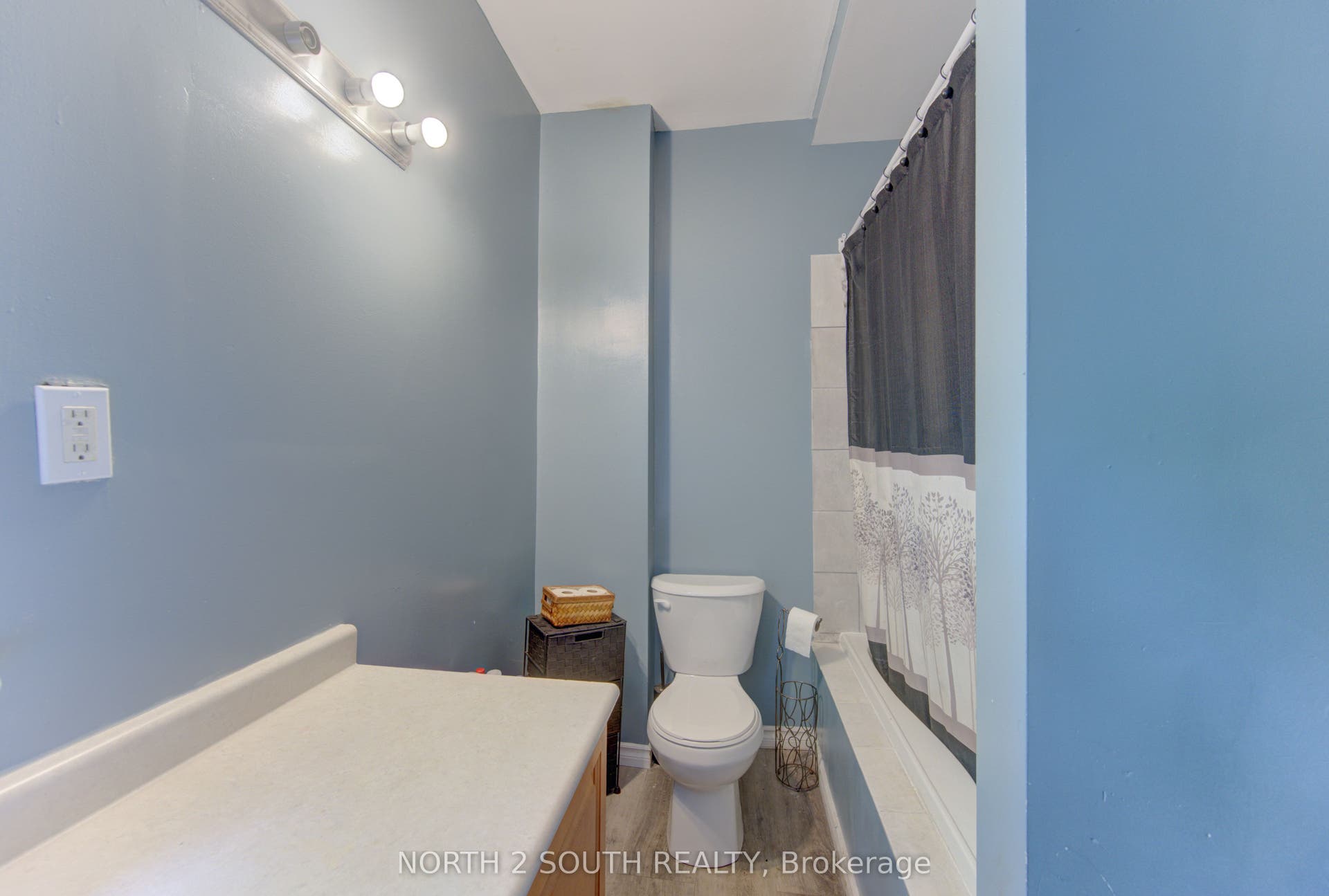 5 Fleet Street, Brantford, Brantford ON N3T 3S8 5 Fleet Street, Brantford, Brantford ON N3T 3S8