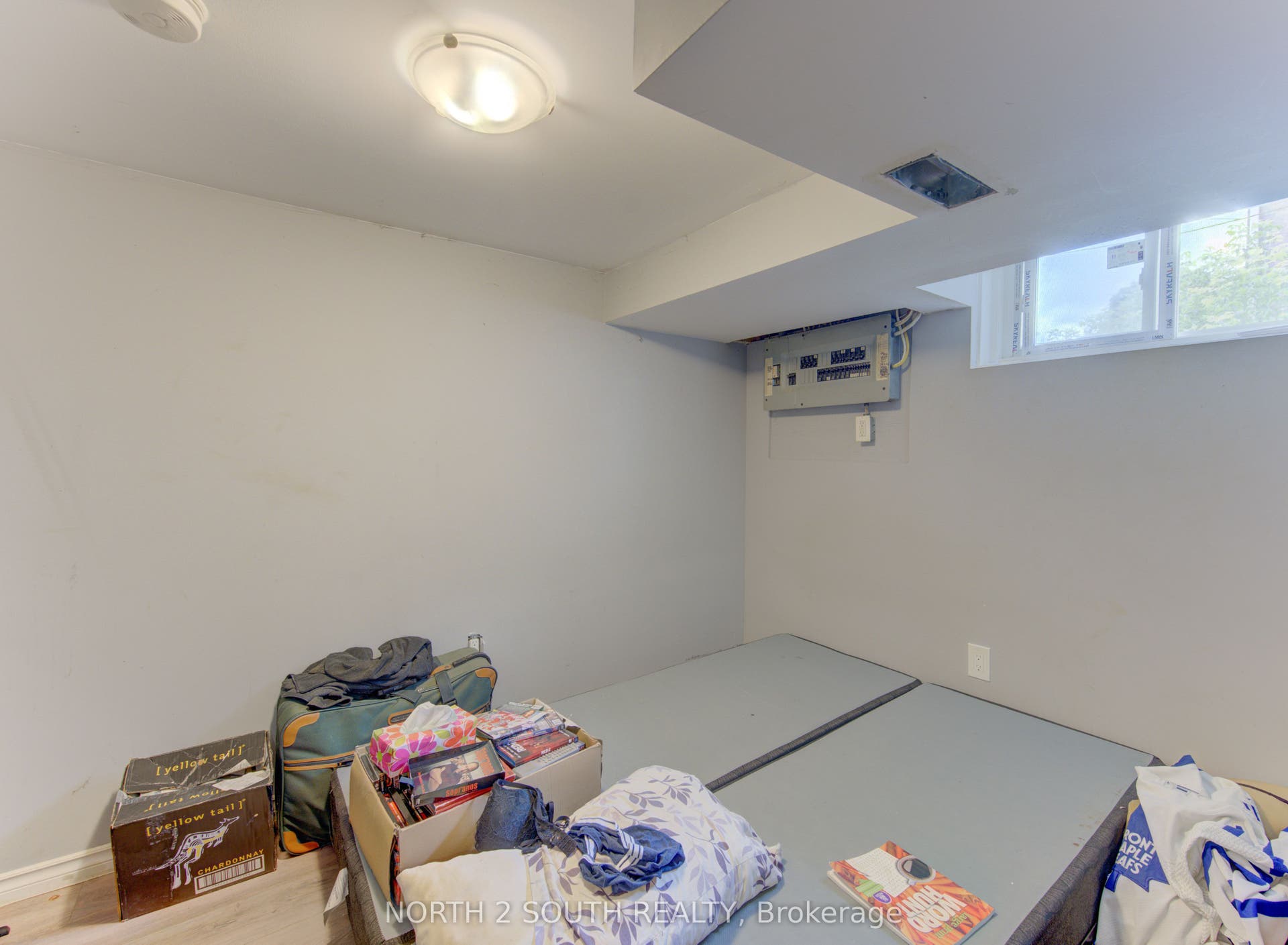 5 Fleet Street, Brantford, Brantford ON N3T 3S8 5 Fleet Street, Brantford, Brantford ON N3T 3S8
