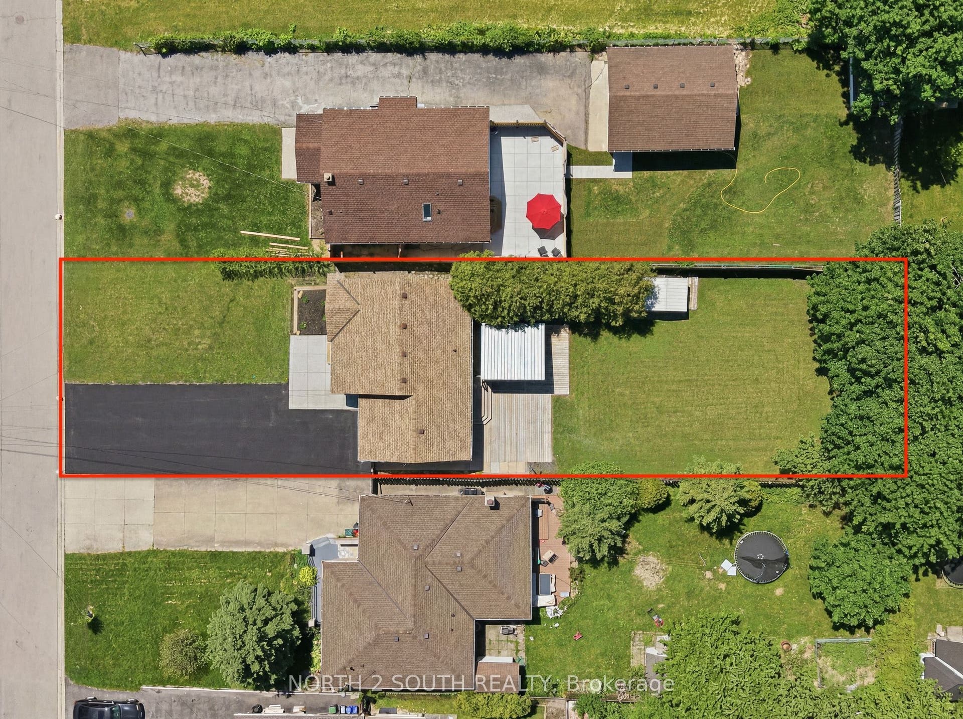 63 Chester Road, Hamilton, Hamilton ON L8E 1Y1