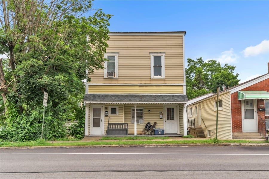 Property photo for 957-959 5th Avenue, East McKeesport, PA