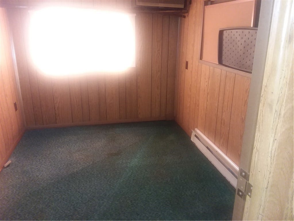 7377 E National Pike, Uniontown, PA 15401