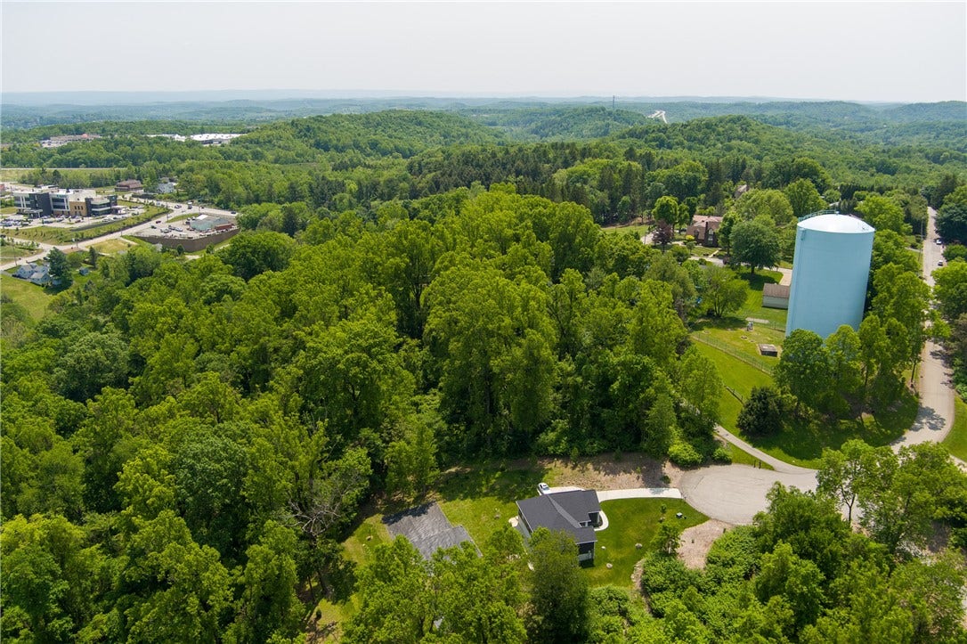 Lot 7 Linden Dr, Jeannette, PA 15644