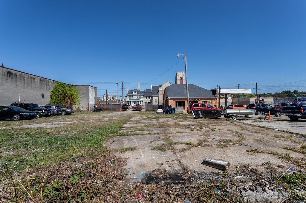 100 S Beeson Blvd, Uniontown, PA 15401