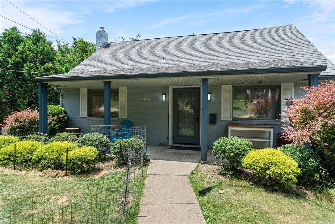 3083 Aljean Dr, Bethel Park, PA 15102