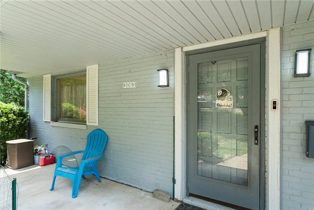 3083 Aljean Dr, Bethel Park, PA 15102