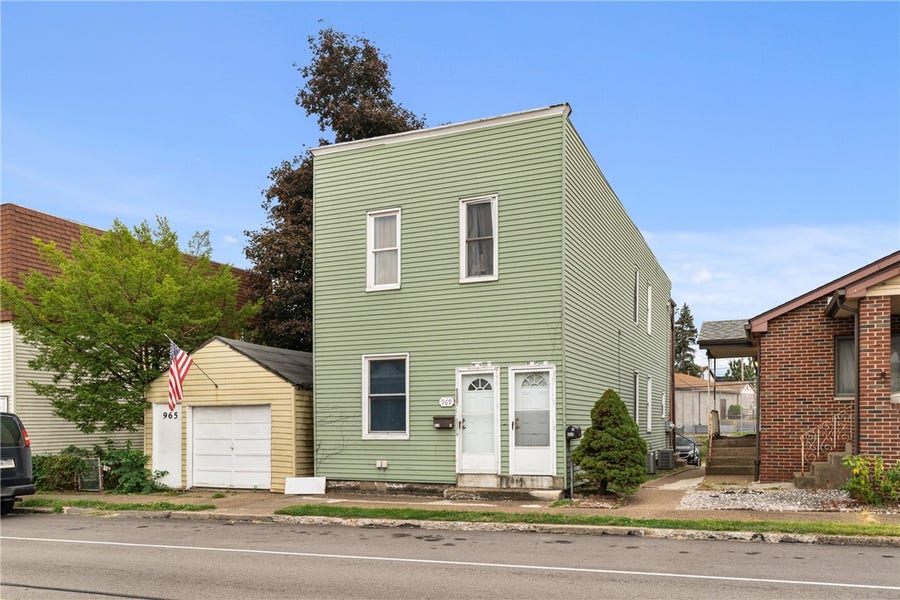 Property photo for 969 5th Avenue, East McKeesport, PA