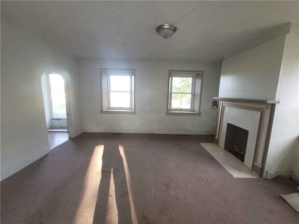 608 E Crawford Ave, Connellsville, PA 15425