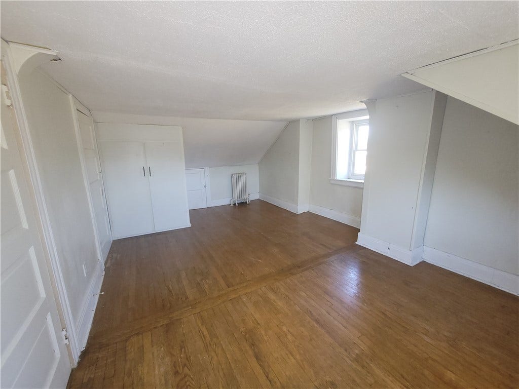 608 E Crawford Ave, Connellsville, PA 15425