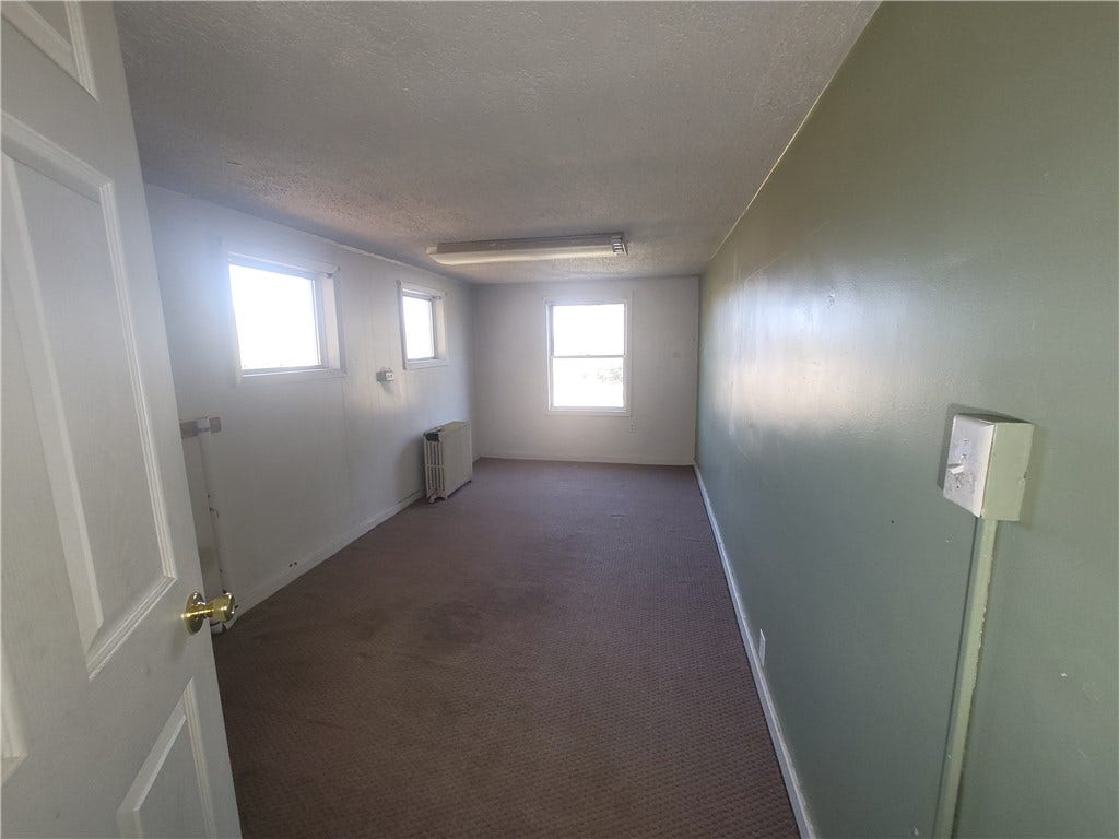 608 E Crawford Ave, Connellsville, PA 15425