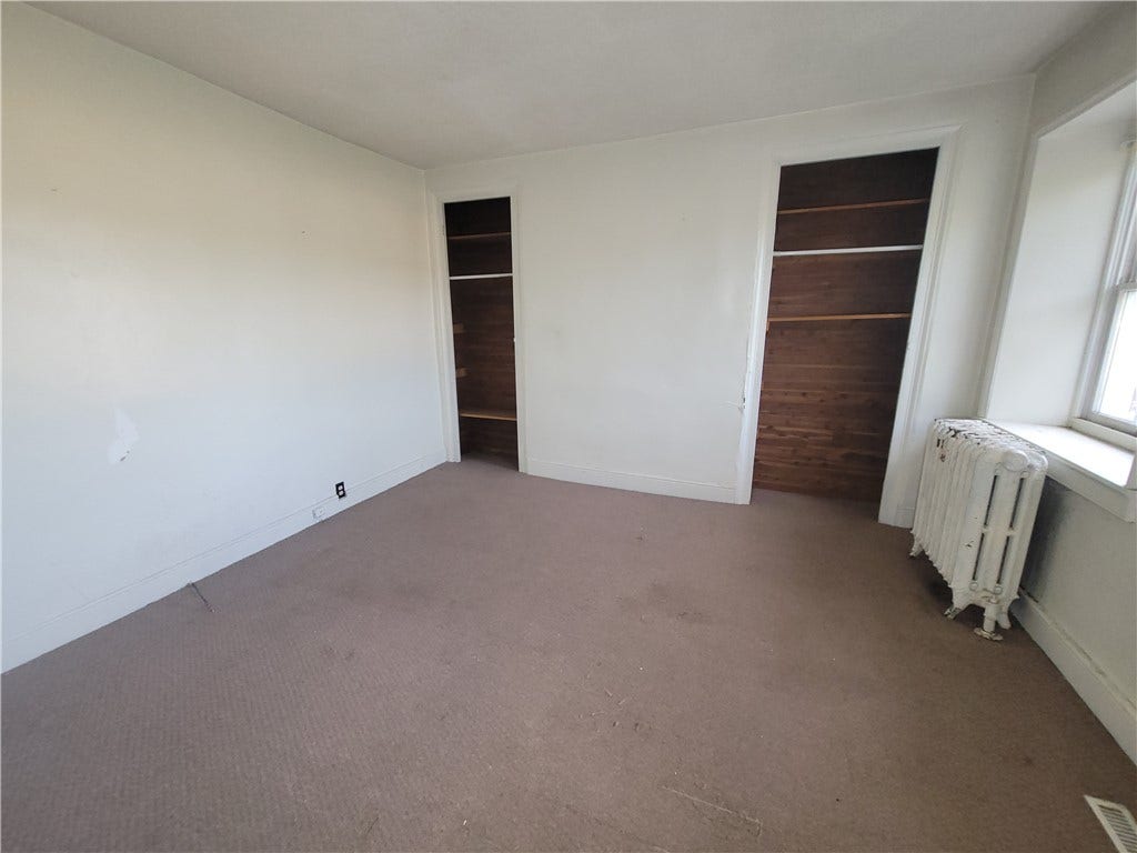608 E Crawford Ave, Connellsville, PA 15425