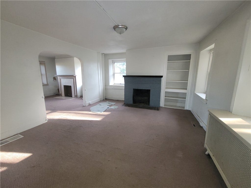 608 E Crawford Ave, Connellsville, PA 15425