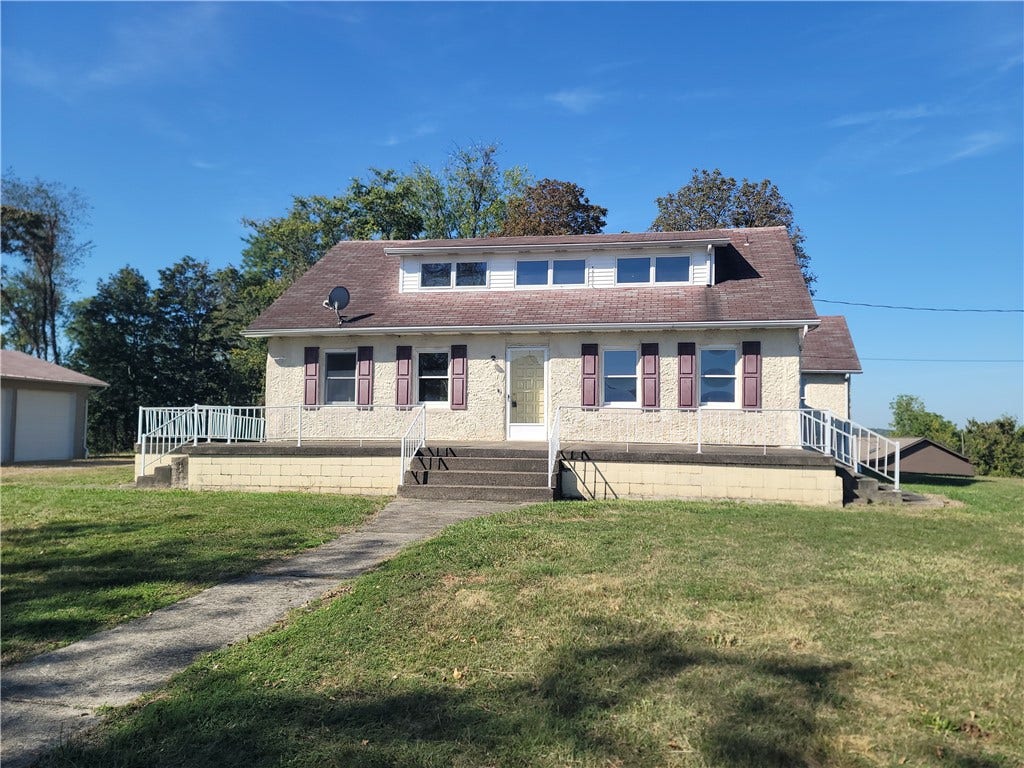 608 E Crawford Ave, Connellsville, PA 15425