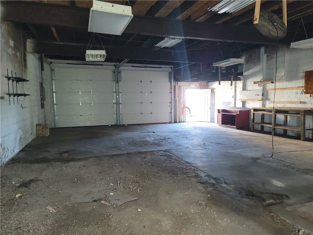 608 E Crawford Ave, Connellsville, PA 15425