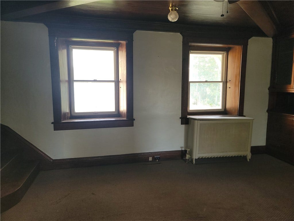 608 E Crawford Ave, Connellsville, PA 15425