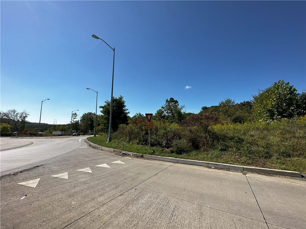 112 Bair Blvd, New Stanton Boro, PA 15672