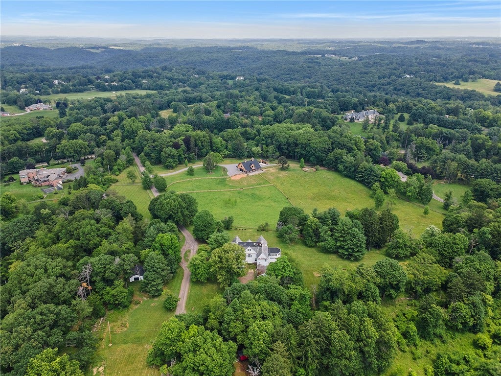 859 Blackburn Road, Sewickley, PA 15143