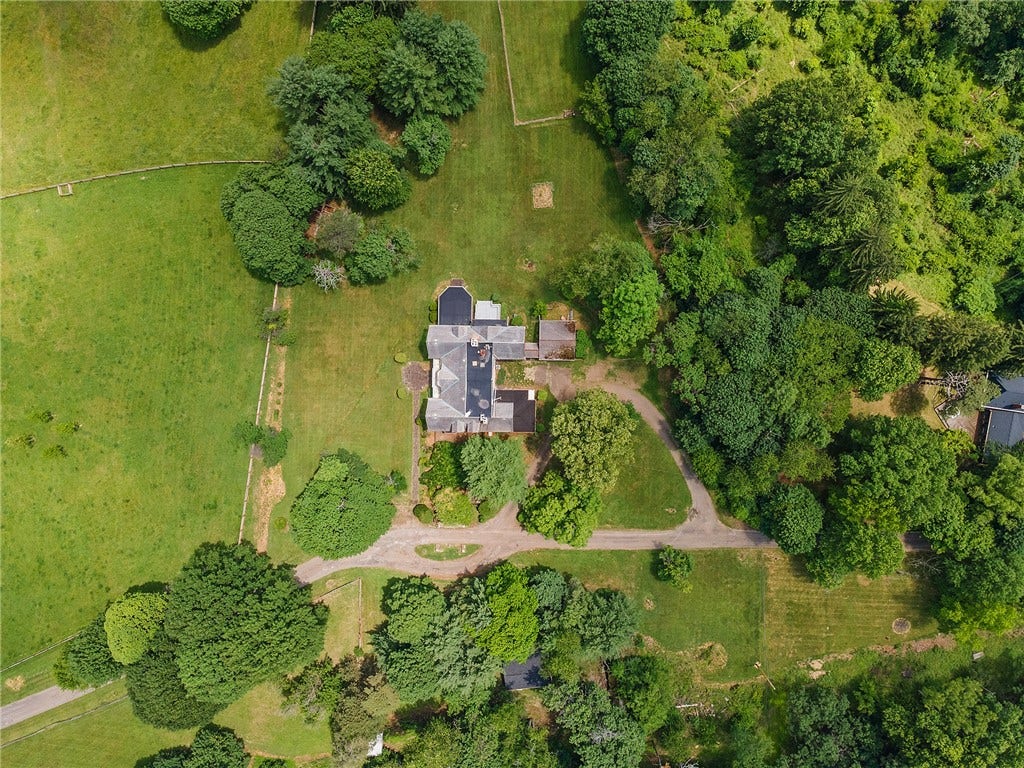859 Blackburn Road, Sewickley, PA 15143